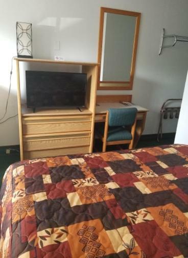 Oregon Trail Motel And Restaurant Бейкер-Сити Экстерьер фото